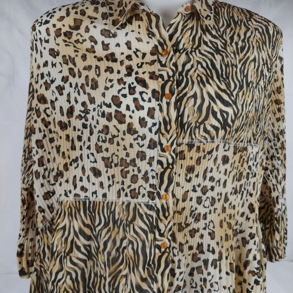 Essentials Milano blouse size XL